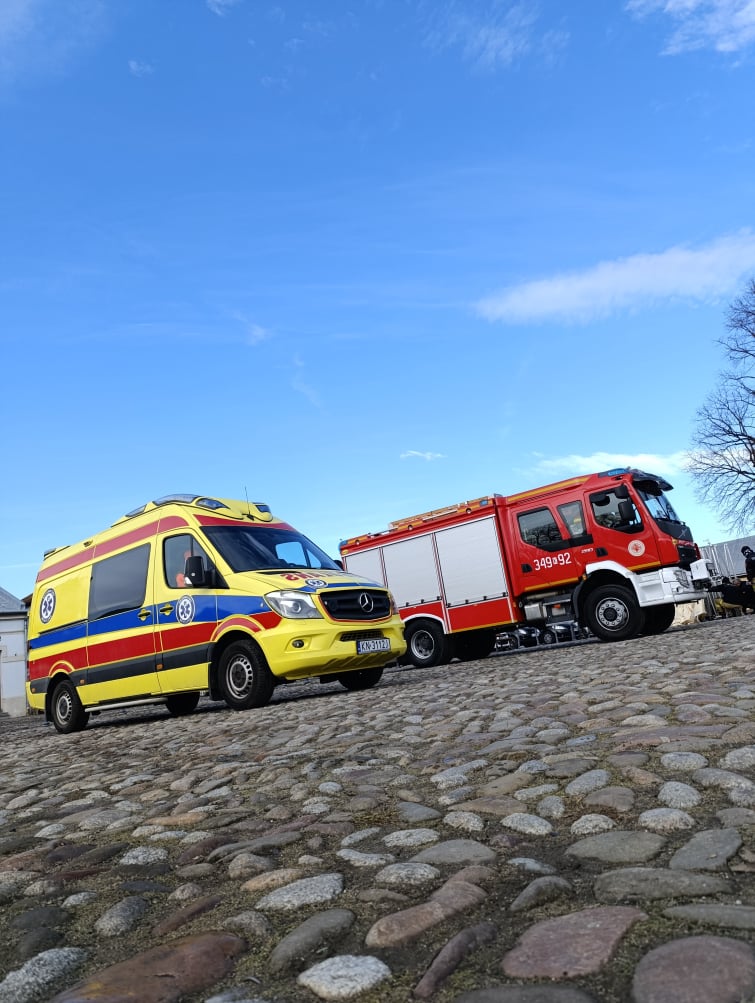 AmbuLans 24 zabezpieczenia medyczne transport medyczny