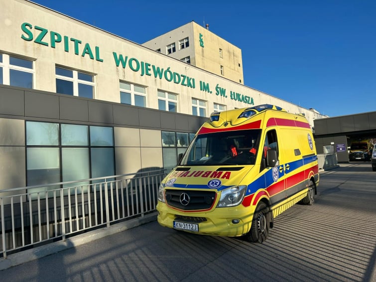 AmbuLans 24 transport medyczny