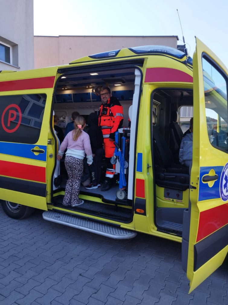 AmbuLans 24 szkolenia pierwsza pomoc
